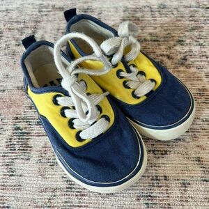 GAP Blue and Yellow Sneakers Classic Canvas Design